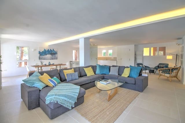 4 makuuhuone Huoneisto myytävänä paikassa Santa Ponsa, Calvià mukana uima-altaan 
autotalli - 1 195 000 € (Ref: 9953335)