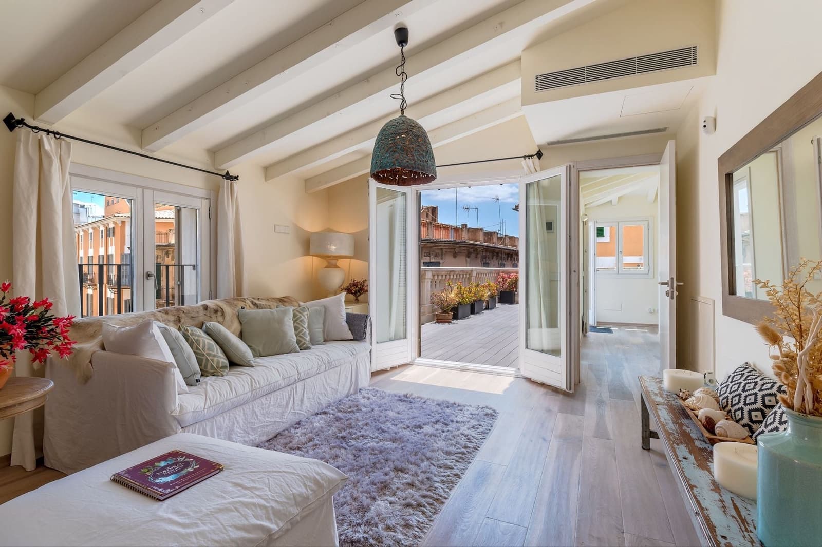 5 soverom Villa til salgs i Palma de Mallorca med svømmebasseng garasje - € 4 500 000 (Ref: 9954662)