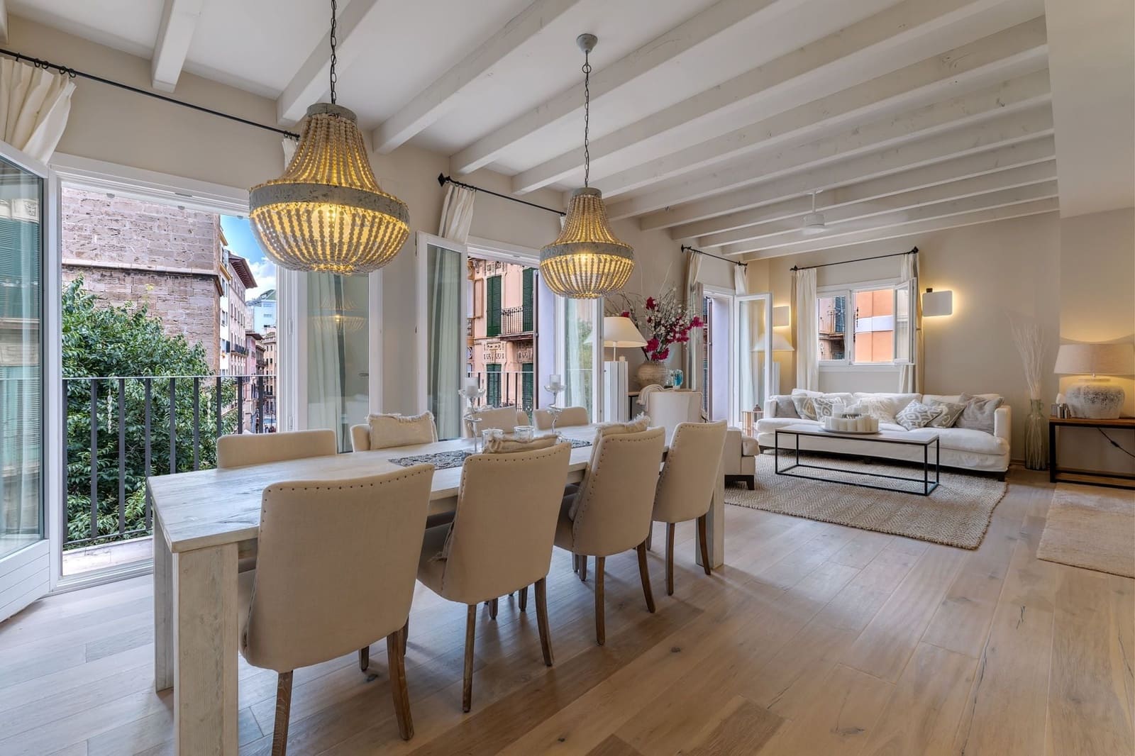 5 soverom Villa til salgs i Palma de Mallorca med svømmebasseng garasje - € 4 500 000 (Ref: 9954662)