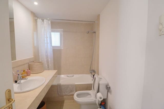 2 soverom Leilighet til salgs i Santa Ponsa, Calvià med svømmebasseng - € 695 000 (Ref: 9969127)