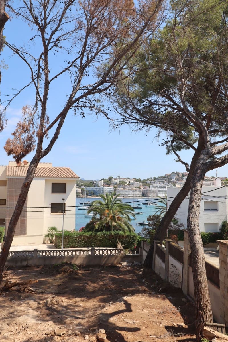 4 slaapkamer Villa te koop in Santa Ponsa met zwembad garage - € 2.950.000 (Ref: 9974265)