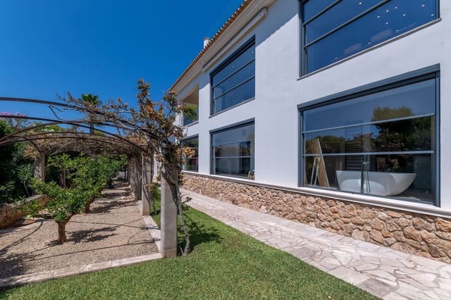 4 soverom Villa til salgs i Santa Ponsa, Calvià med svømmebasseng garasje - € 4 750 000 (Ref: 9993556)