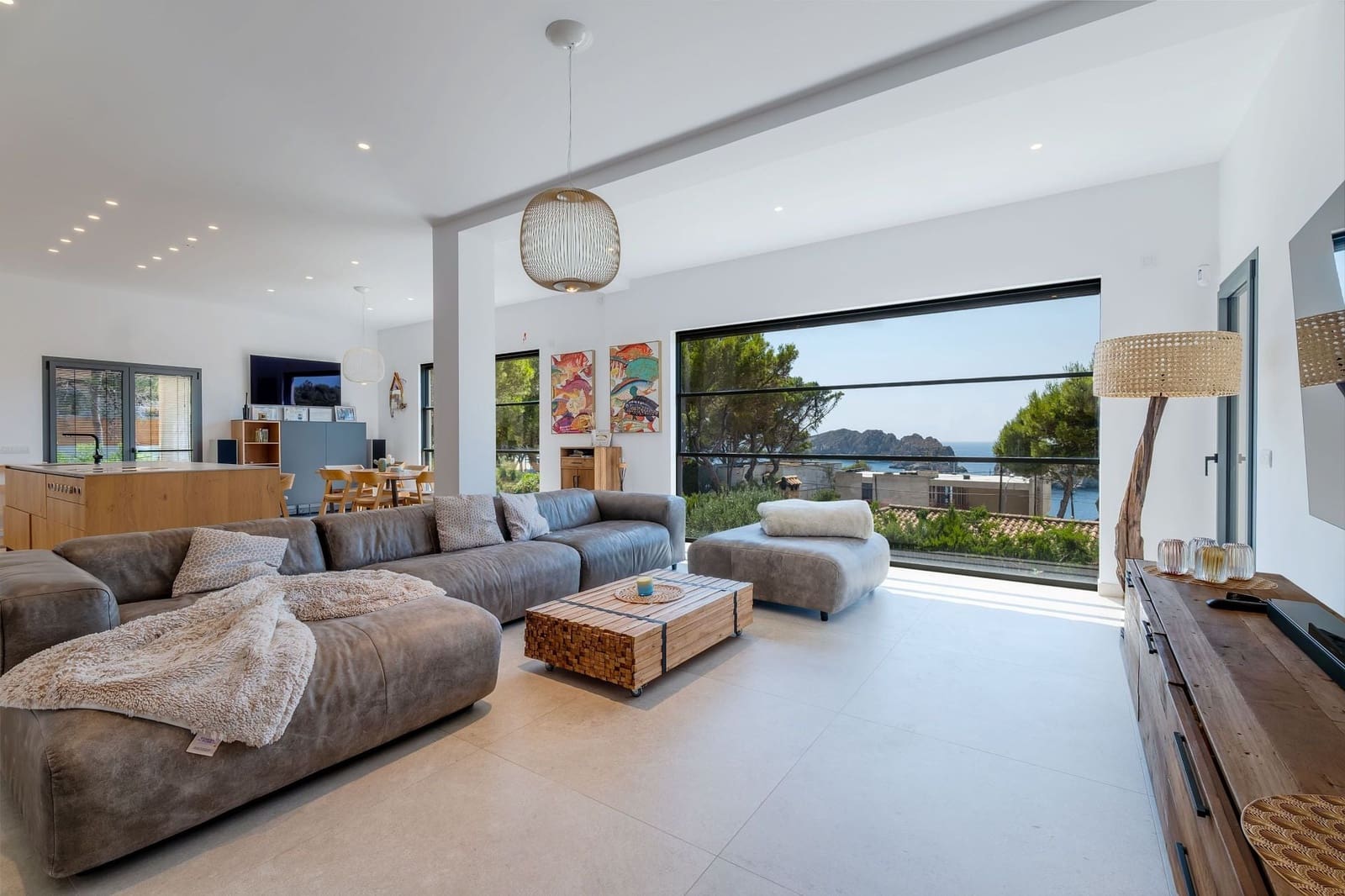 4 soverom Villa til salgs i Santa Ponsa med svømmebasseng garasje - € 4 750 000 (Ref: 9993556)