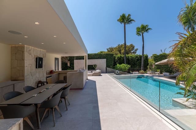 4 soverom Villa til salgs i Santa Ponsa, Calvià med svømmebasseng garasje - € 4 750 000 (Ref: 9993556)