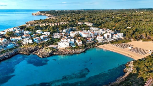 1 chambre Appartement à vendre à Portocolom, Felanitx avec piscine - 321 850 € (Ref: 9997964)