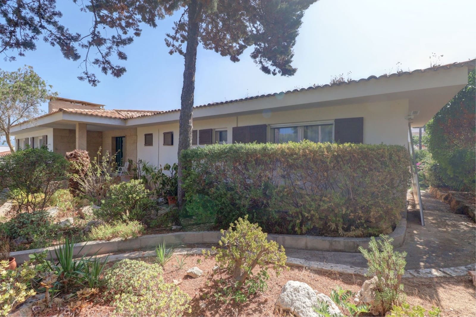 3 bedroom Villa for sale in El Toro / Port Adriano - € 1,350,000 (Ref: 9999487)