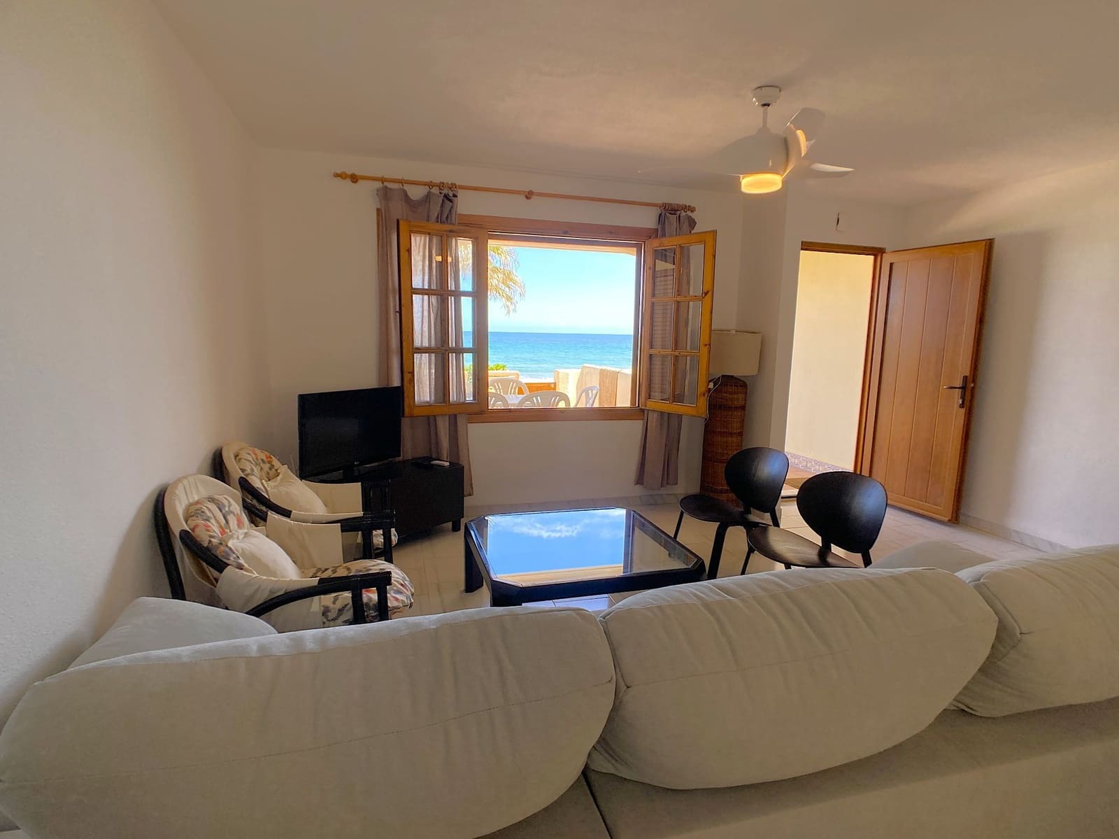 3 soverom Kjedet enebolig til salgs i La Manga del Mar Menor med svømmebasseng garasje - € 750 000 (Ref: 10118752)
