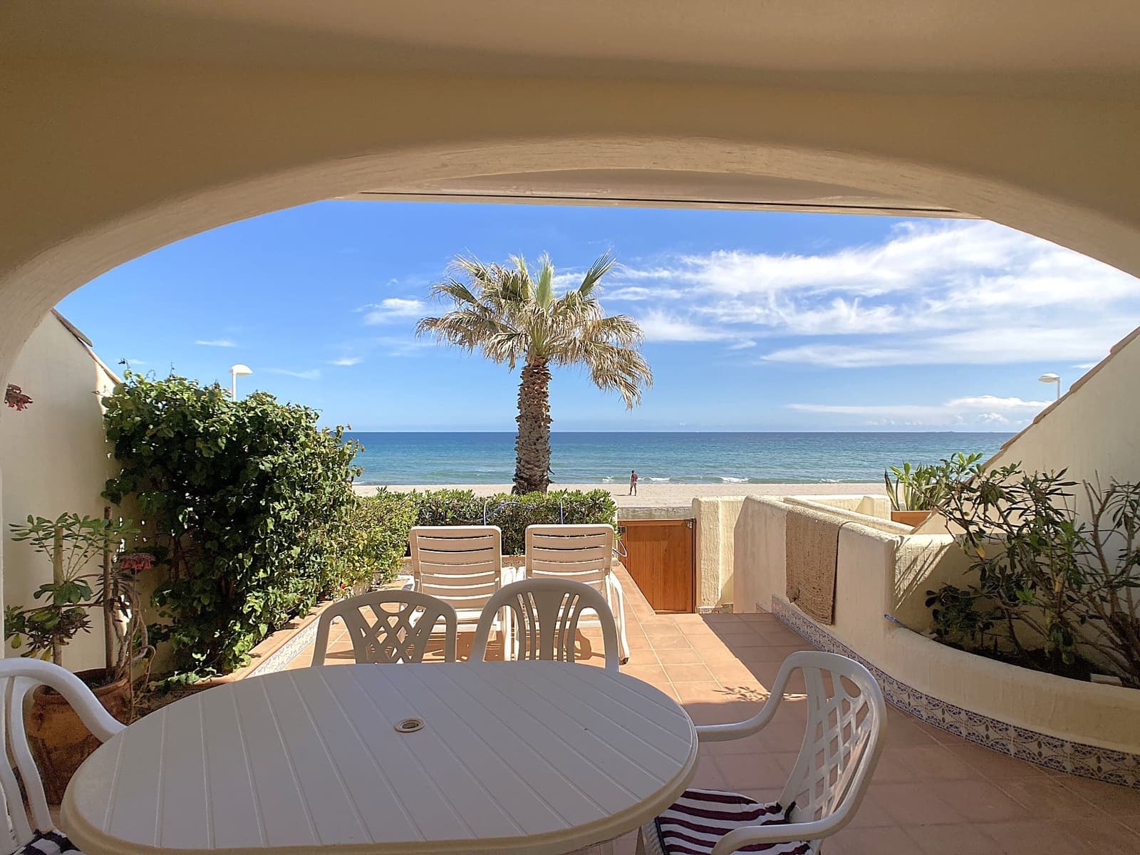 3 soverom Kjedet enebolig til salgs i La Manga del Mar Menor med svømmebasseng garasje - € 750 000 (Ref: 10118752)