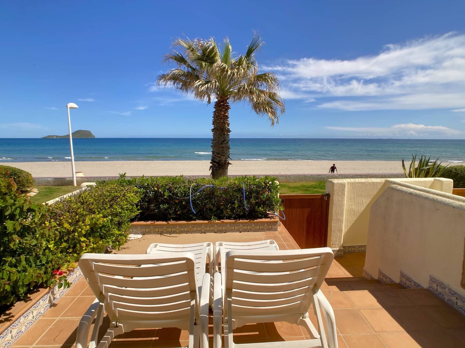 3 soverom Kjedet enebolig til salgs i La Manga del Mar Menor med svømmebasseng garasje - € 750 000 (Ref: 10118752)
