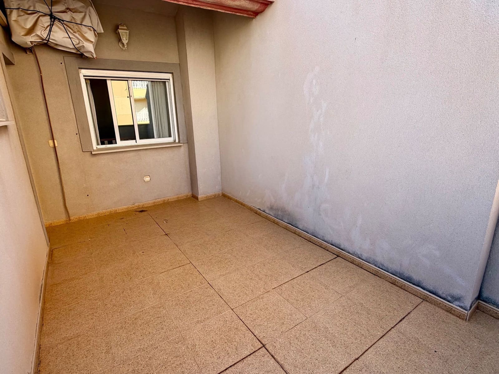 3 soverom Hus til salgs i La Manga del Mar Menor med svømmebasseng garasje - € 260 000 (Ref: 10160992)