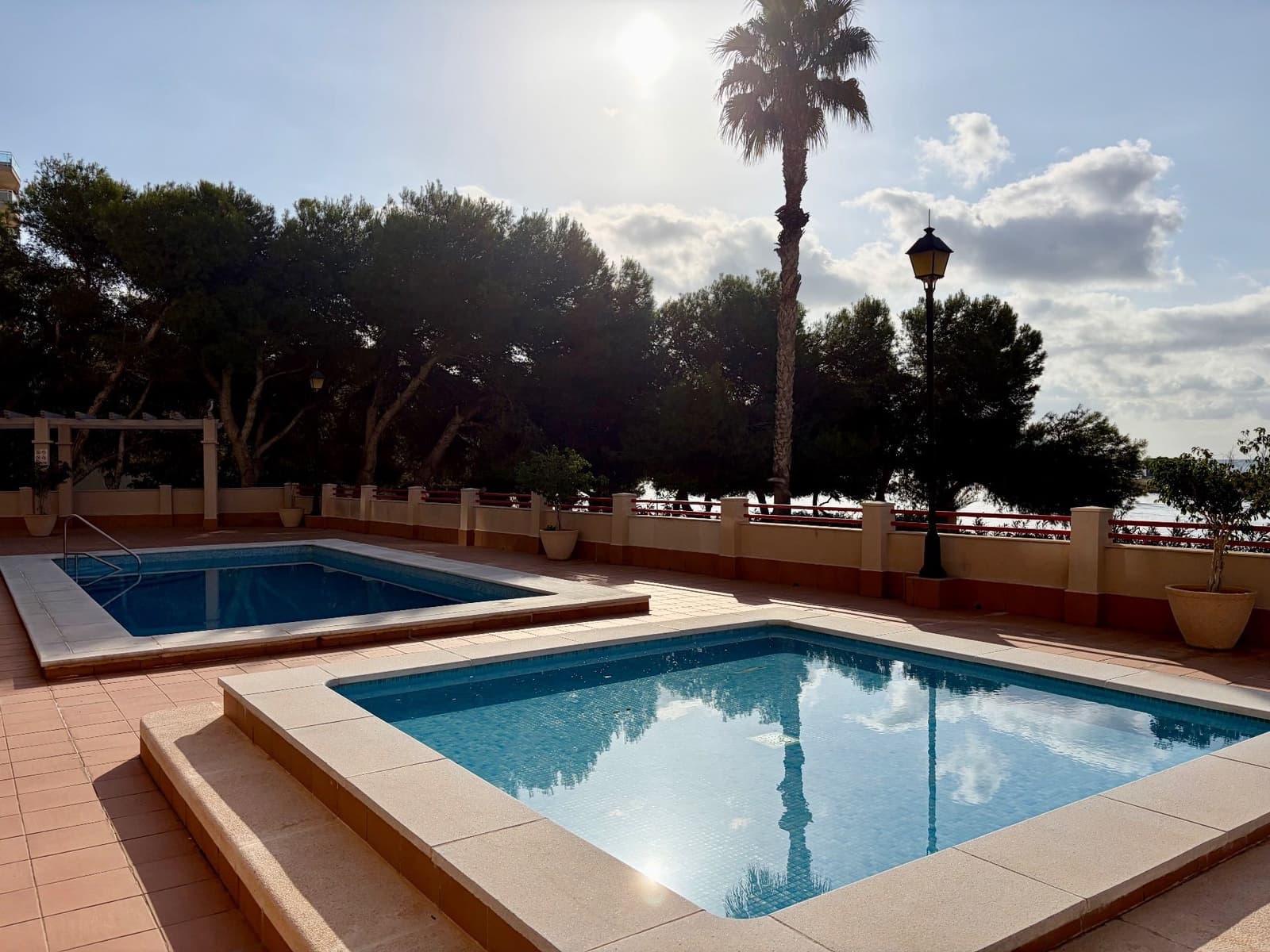 3 soverom Hus til salgs i La Manga del Mar Menor med svømmebasseng garasje - € 260 000 (Ref: 10160992)