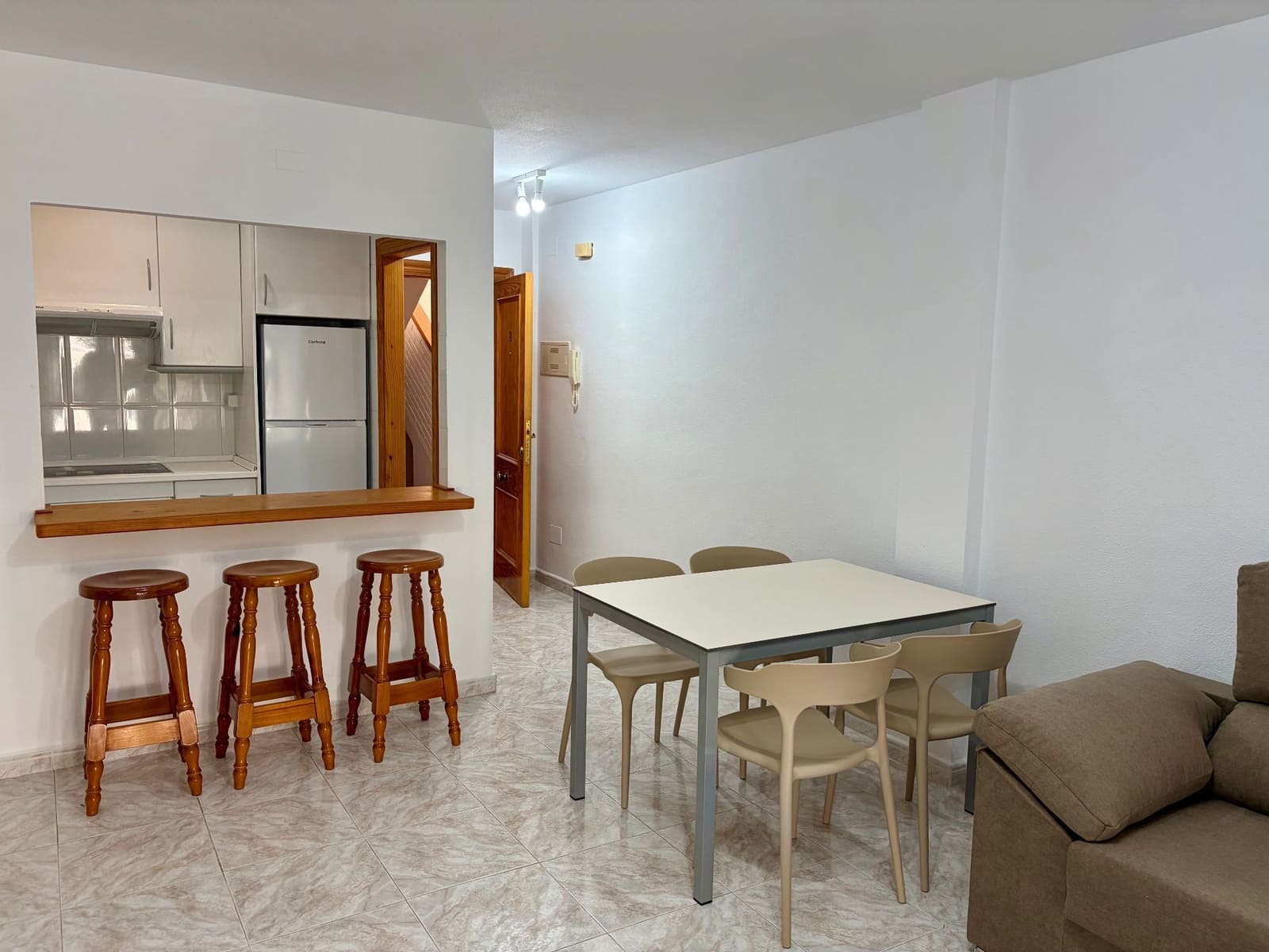 1 bedroom Apartment for rent in La Manga del Mar Menor with pool garage - € 500 (Ref: 10168193)