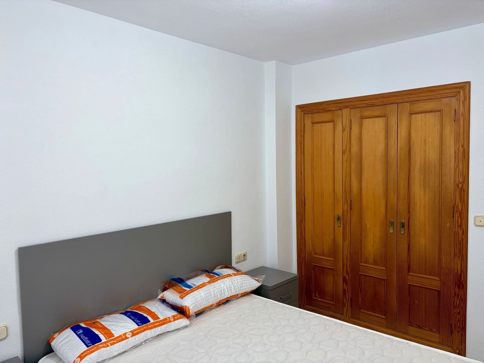 1 bedroom Apartment for rent in La Manga del Mar Menor with pool garage - € 500 (Ref: 10168193)