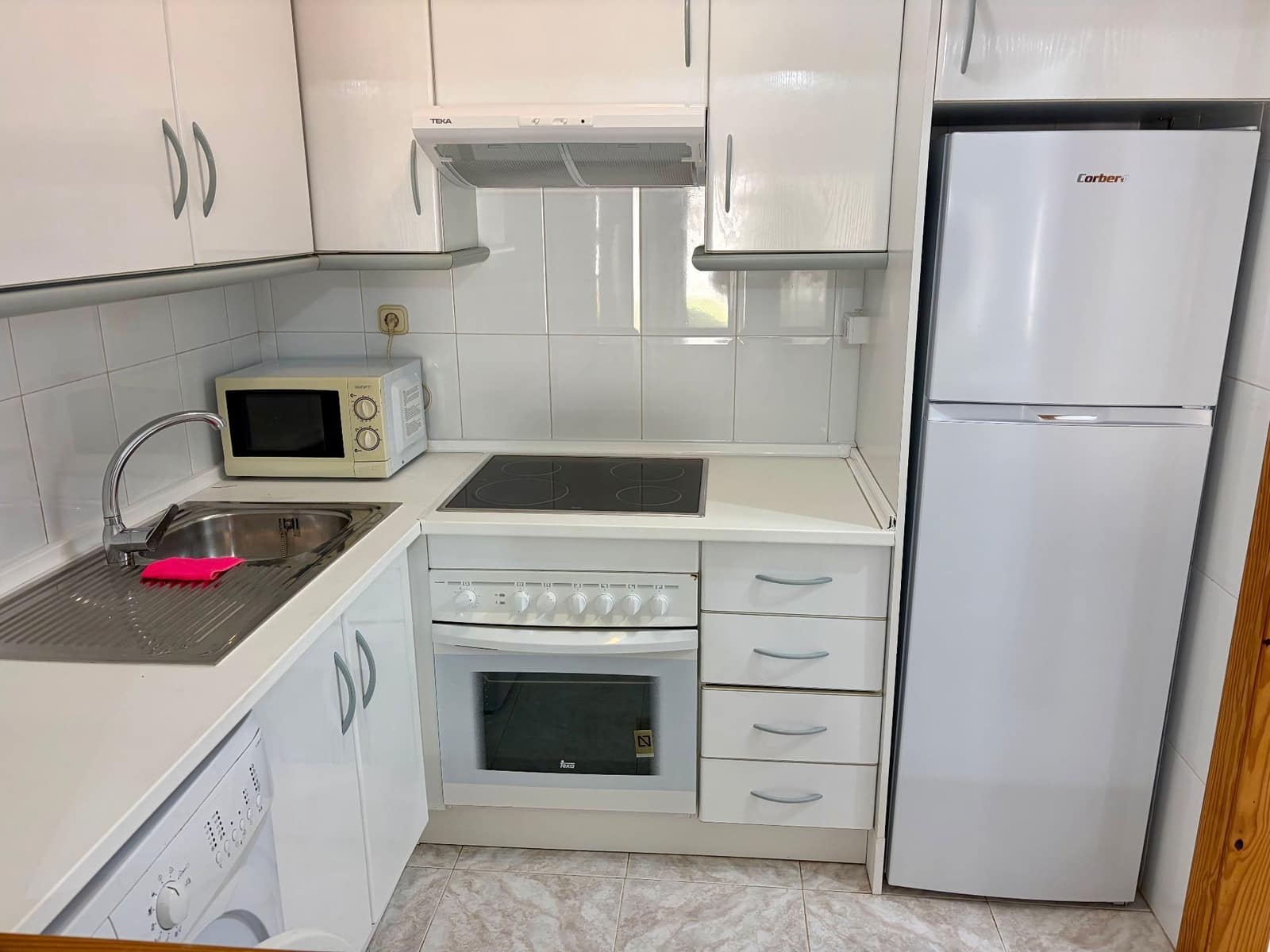 1 bedroom Apartment for rent in La Manga del Mar Menor with pool garage - € 500 (Ref: 10168193)