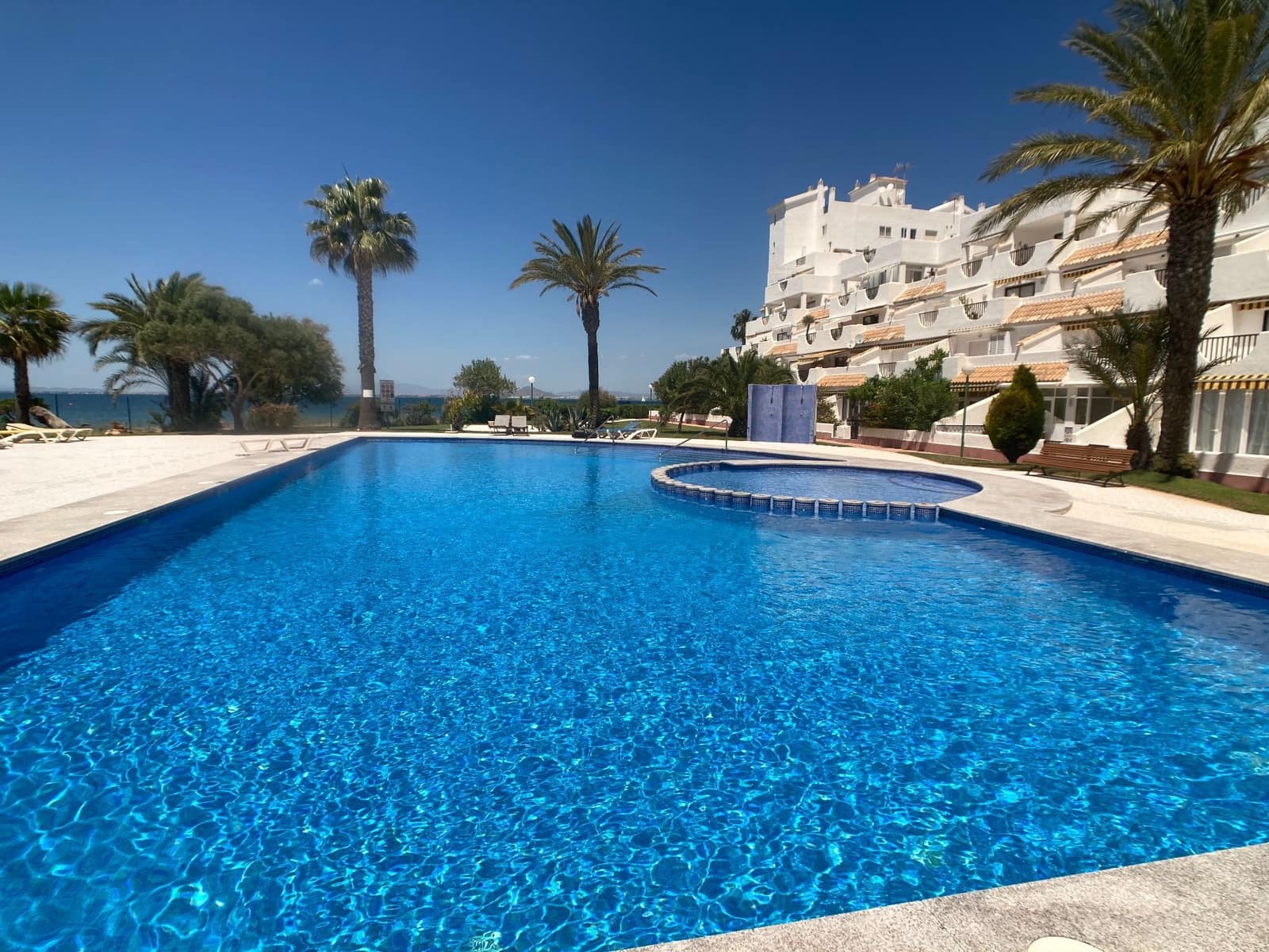 1 bedroom Apartment for rent in La Manga del Mar Menor with pool garage - € 500 (Ref: 10168193)