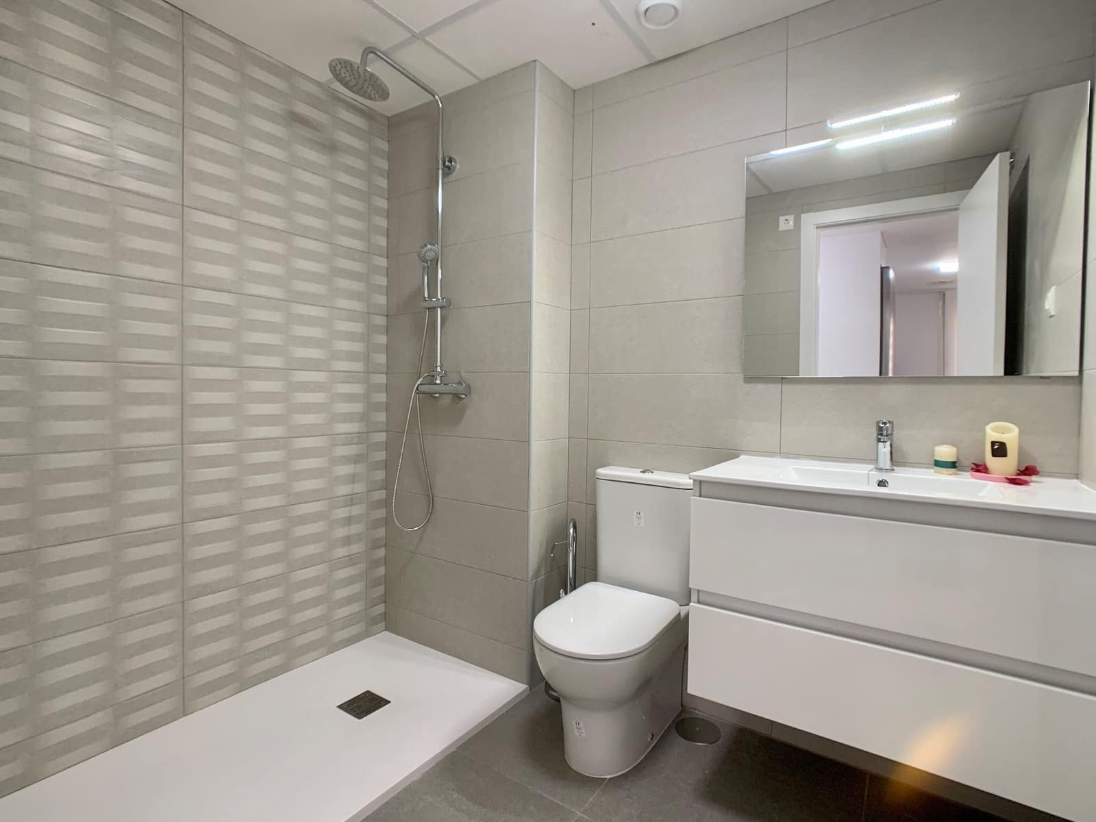 3 bedroom Apartment for sale in La Manga del Mar Menor with pool - € 260,052 (Ref: 5095052)