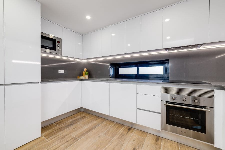 2 bedroom Apartment for sale in Los Alcazares with pool garage - € 242,000 (Ref: 7245860)