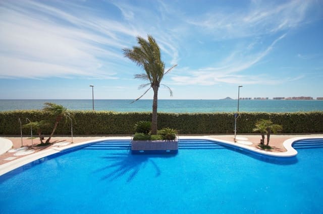 3 makuuhuone Huoneisto myytävänä paikassa La Manga del Mar Menor mukana uima-altaan 
autotalli - 367 000 € (Ref: 9126850)