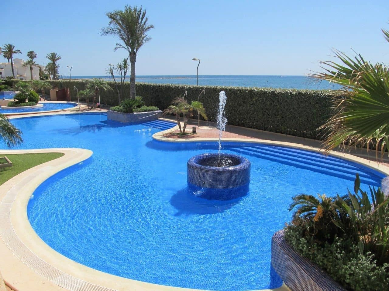 3 bedroom Apartment for sale in La Manga del Mar Menor with pool garage - € 367,000 (Ref: 9126850)