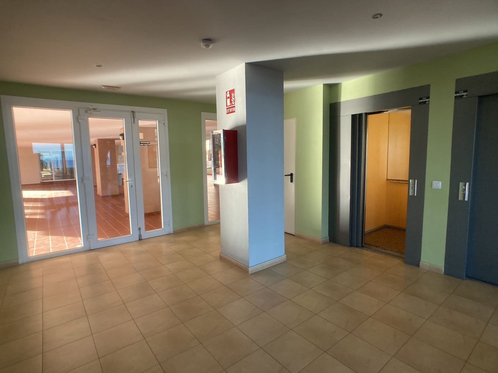 3 bedroom Apartment for sale in La Manga del Mar Menor with pool garage - € 367,000 (Ref: 9126850)