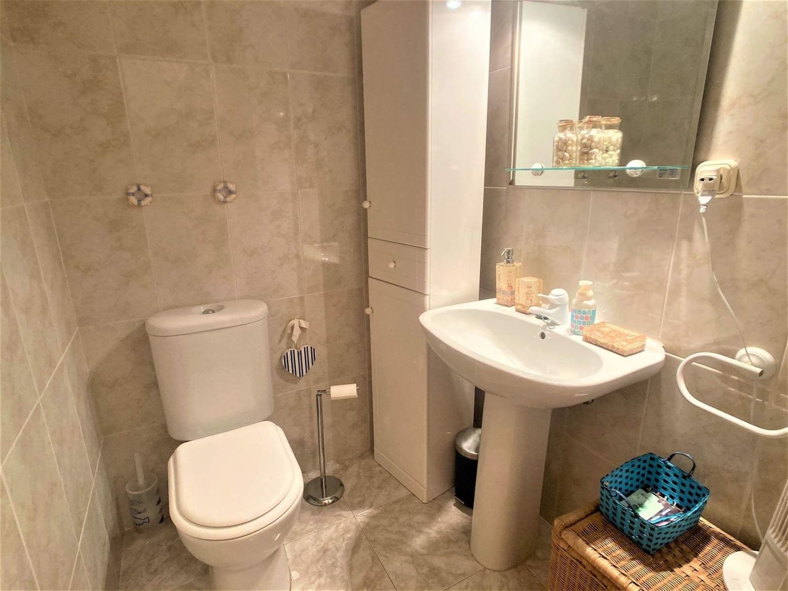 Apartamento de 2 habitaciones en La Manga del Mar Menor en venta con piscina garaje - 199.000 € (Ref: 9132231)