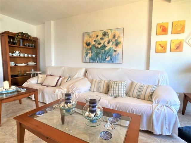 Apartamento de 2 habitaciones en La Manga del Mar Menor en venta con piscina garaje - 199.000 € (Ref: 9132231)