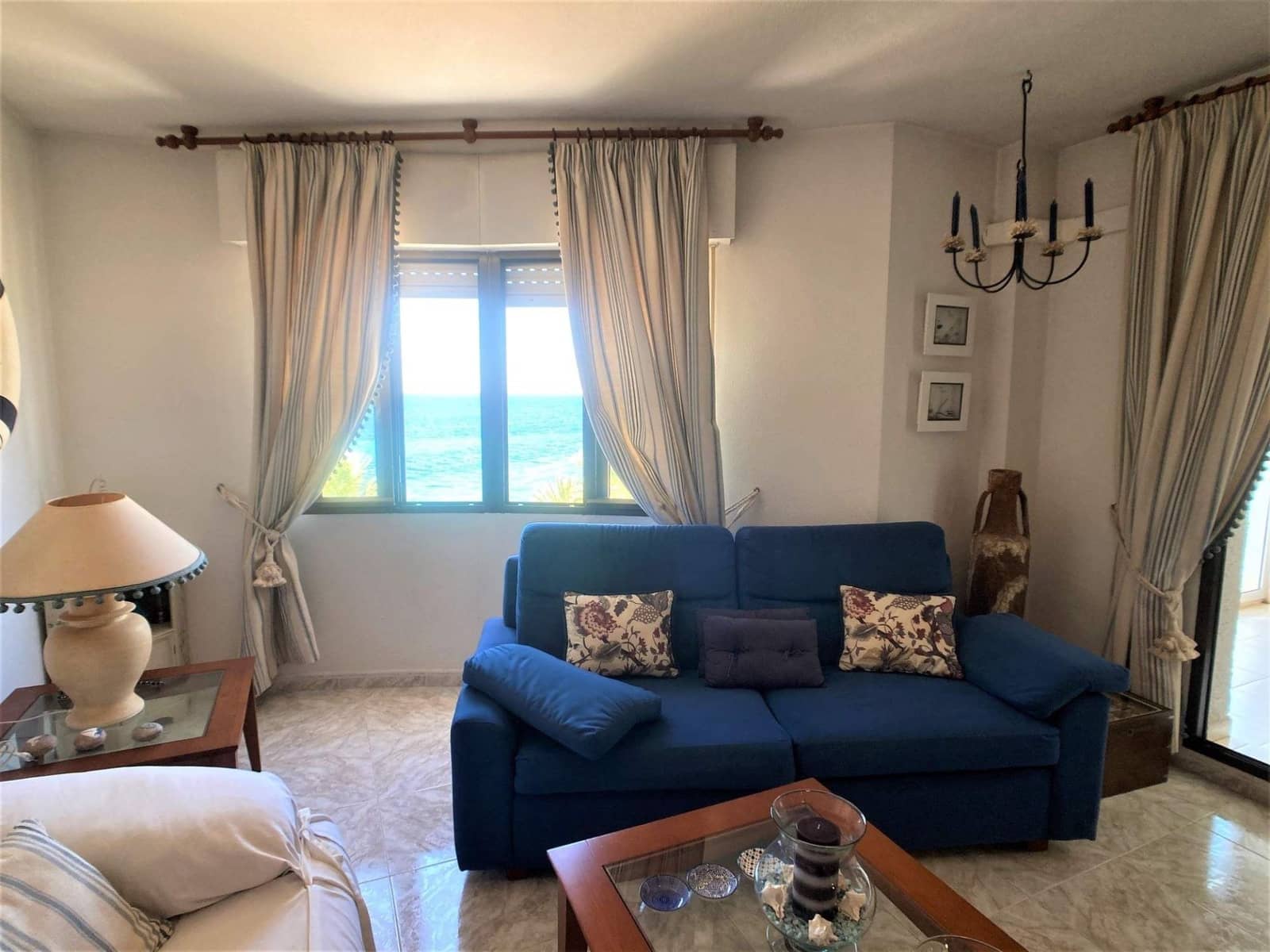 Apartamento de 2 habitaciones en La Manga del Mar Menor en venta con piscina garaje - 199.000 € (Ref: 9132231)