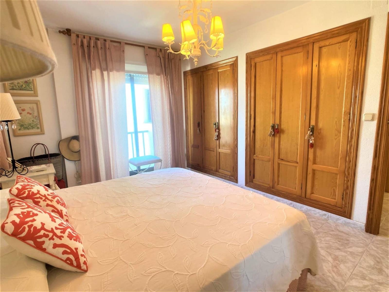 Apartamento de 2 habitaciones en La Manga del Mar Menor en venta con piscina garaje - 199.000 € (Ref: 9132231)