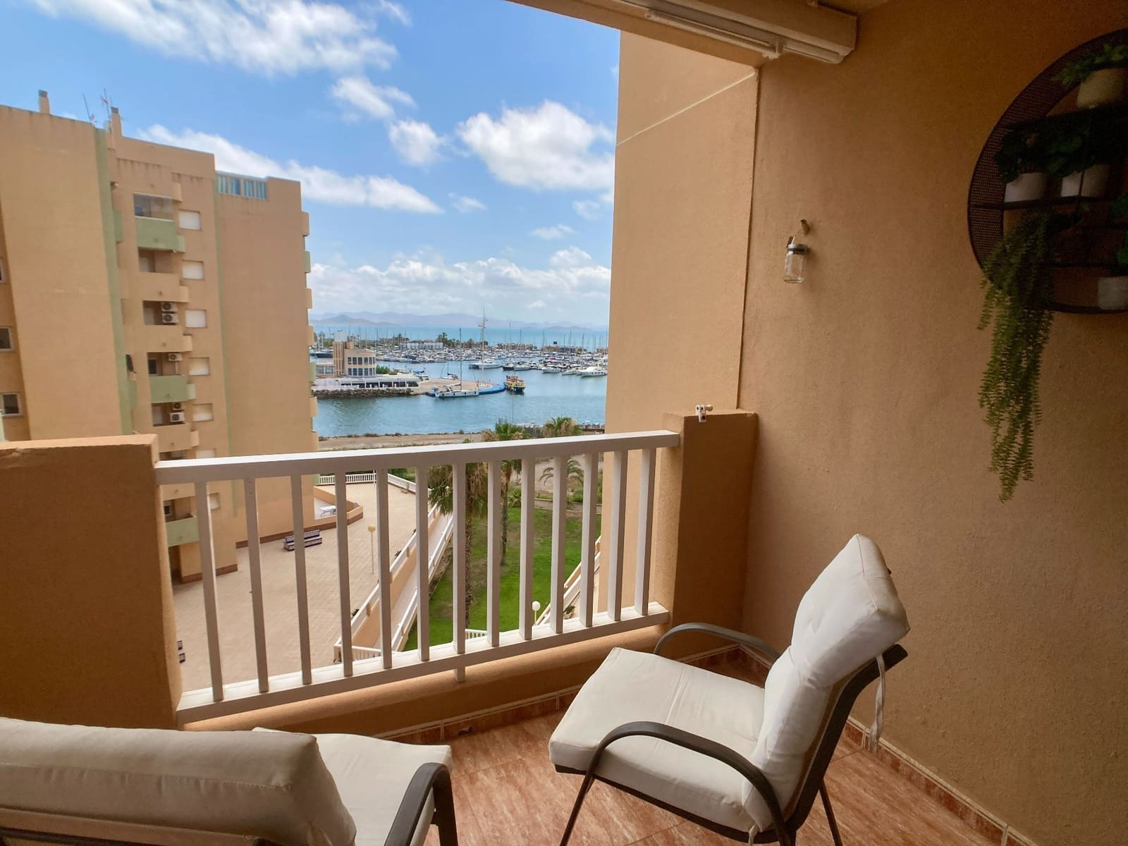 2 bedroom Apartment for sale in La Manga del Mar Menor with pool garage - € 175,000 (Ref: 9263265)