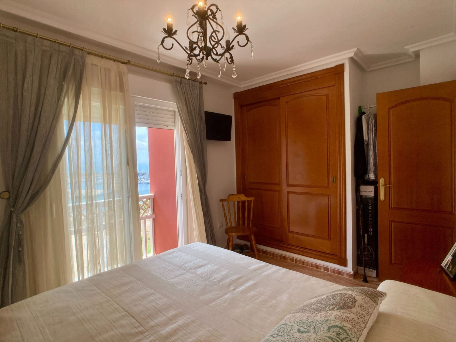 2 bedroom Apartment for sale in La Manga del Mar Menor with pool garage - € 175,000 (Ref: 9263265)