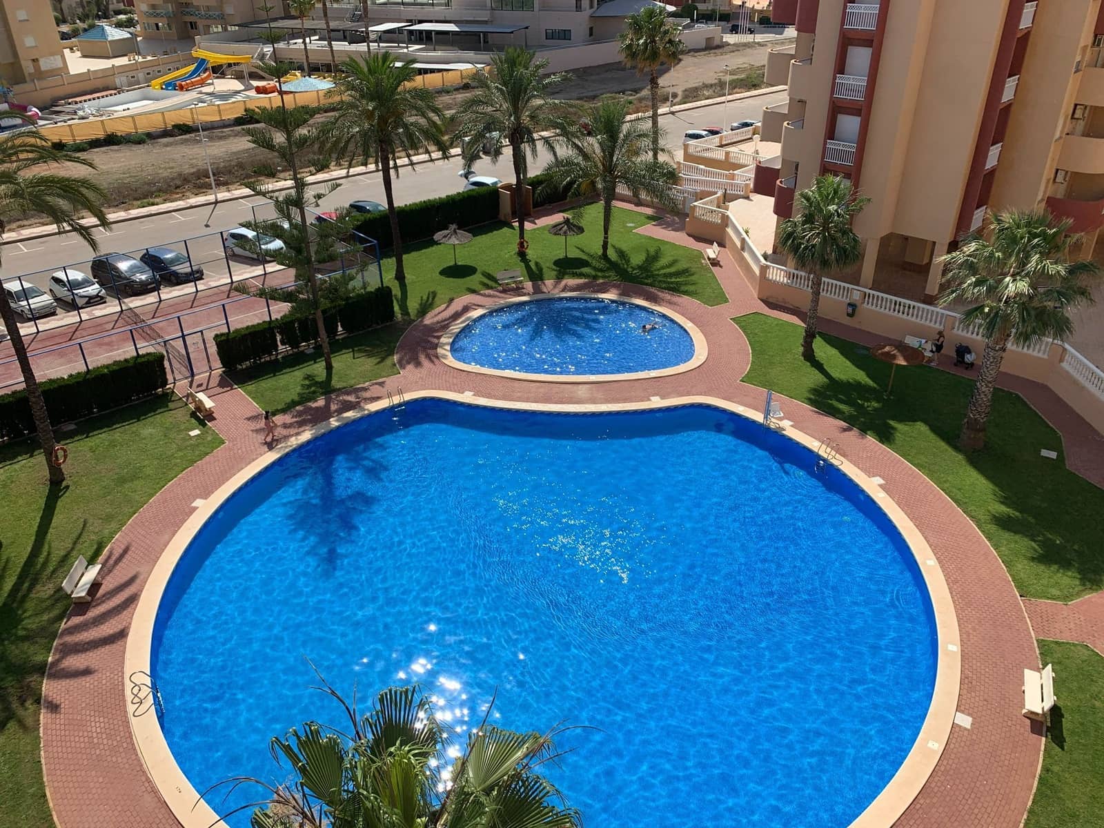 2 bedroom Apartment for sale in La Manga del Mar Menor with pool garage - € 175,000 (Ref: 9263265)