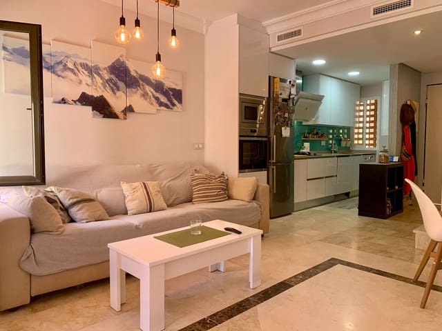 Pareado de 2 habitaciones en Los Alcázares en venta con piscina garaje - 225.000 € (Ref: 9263266)