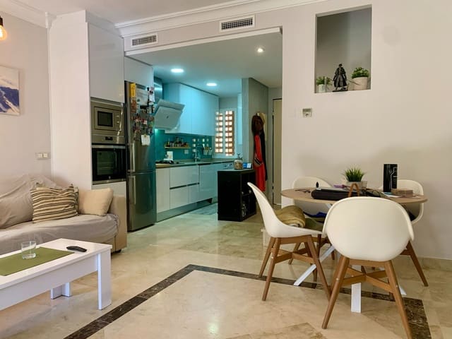 Pareado de 2 habitaciones en Los Alcázares en venta con piscina garaje - 225.000 € (Ref: 9263266)