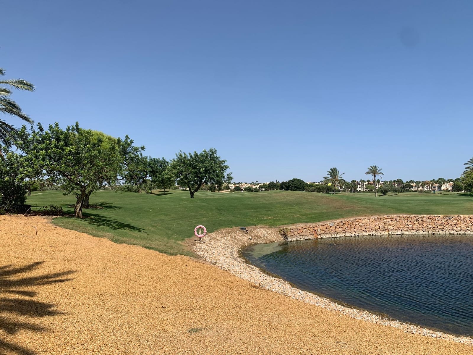 2 soveværelse Semi-Rækkehus til salg i Los Alcazares med swimmingpool garage - € 225.000 (Ref: 9263266)