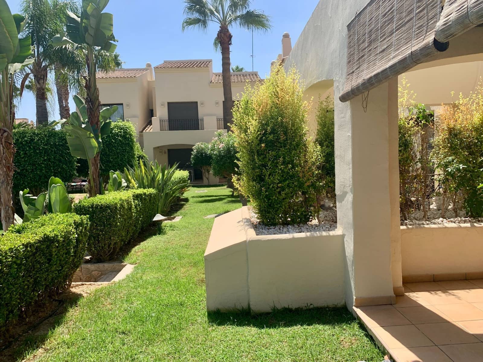 2 soveværelse Semi-Rækkehus til salg i Los Alcazares med swimmingpool garage - € 225.000 (Ref: 9263266)