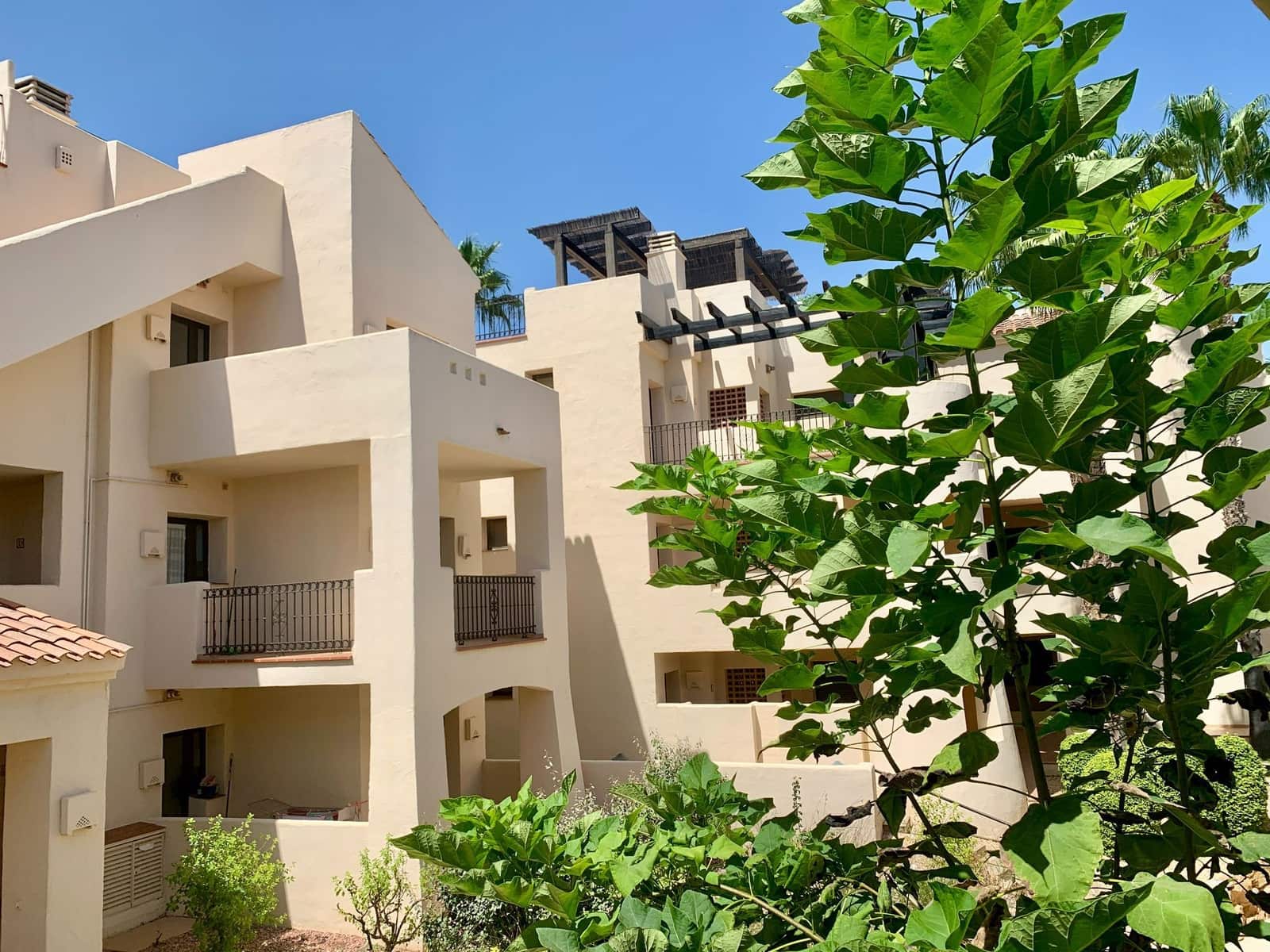 2 soveværelse Semi-Rækkehus til salg i Los Alcazares med swimmingpool garage - € 225.000 (Ref: 9263266)