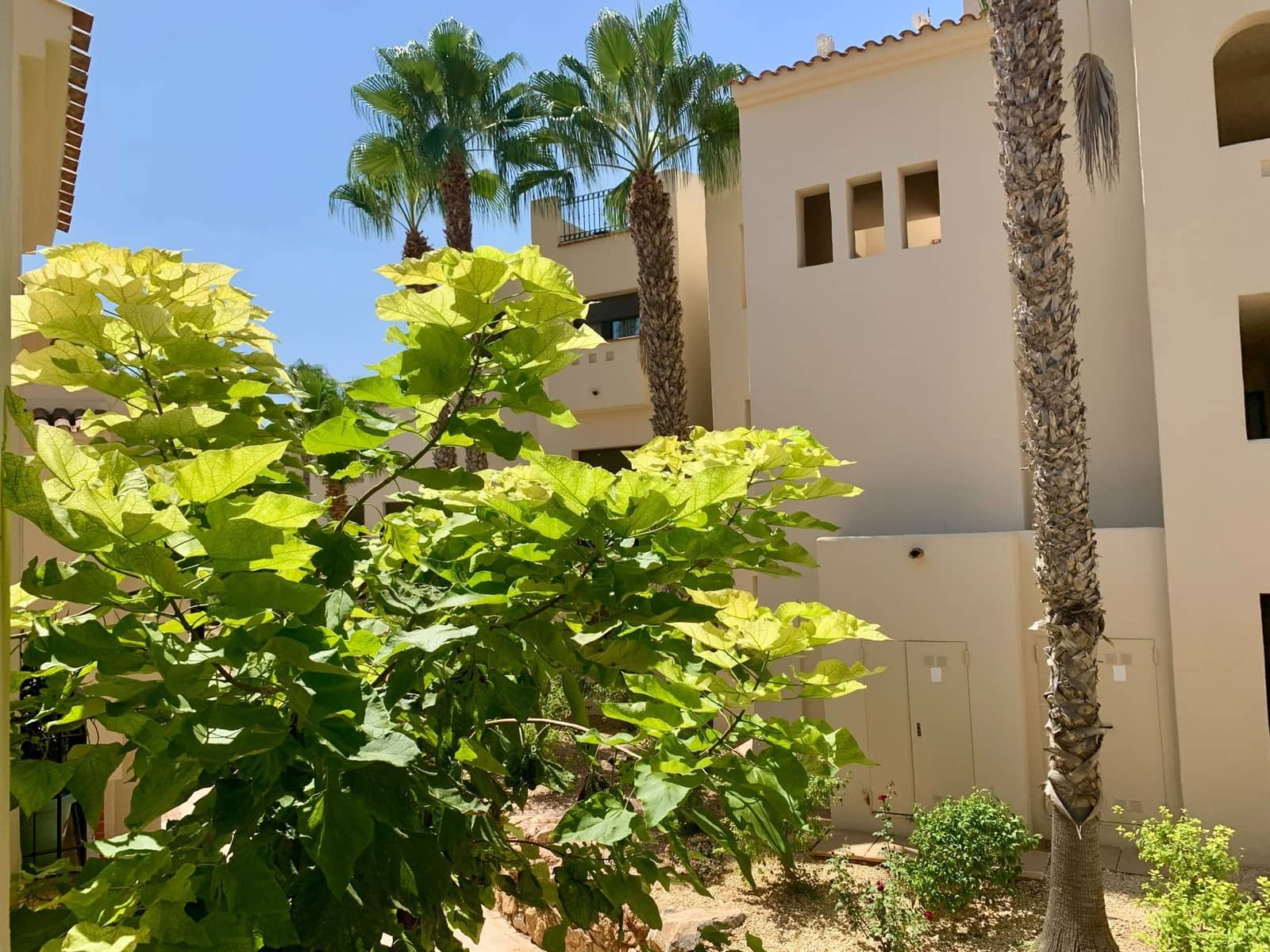 2 soveværelse Semi-Rækkehus til salg i Los Alcazares med swimmingpool garage - € 225.000 (Ref: 9263266)