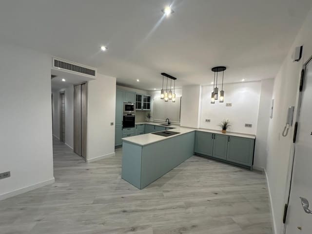 3 sypialnia Apartament na sprzedaż w La Malagueta, Miasto Málaga z garażem - 799 000 € (Ref: 9326010)