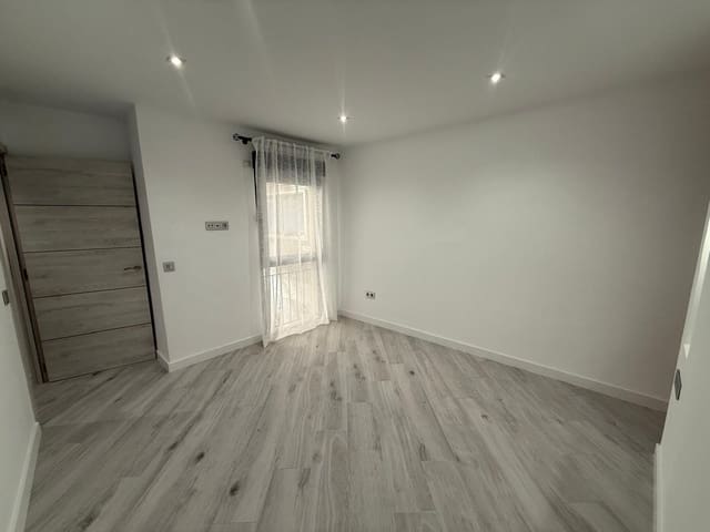 3 sypialnia Apartament na sprzedaż w La Malagueta, Miasto Málaga z garażem - 799 000 € (Ref: 9326010)