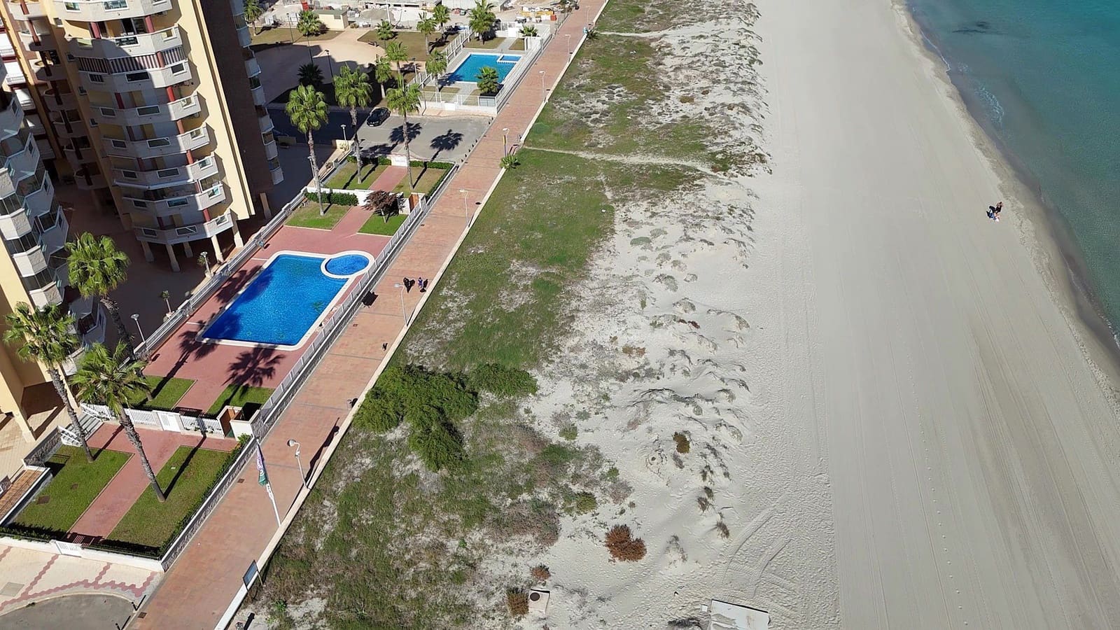 3 bedroom Apartment for sale in La Manga del Mar Menor with pool garage - € 320,000 (Ref: 9390204)