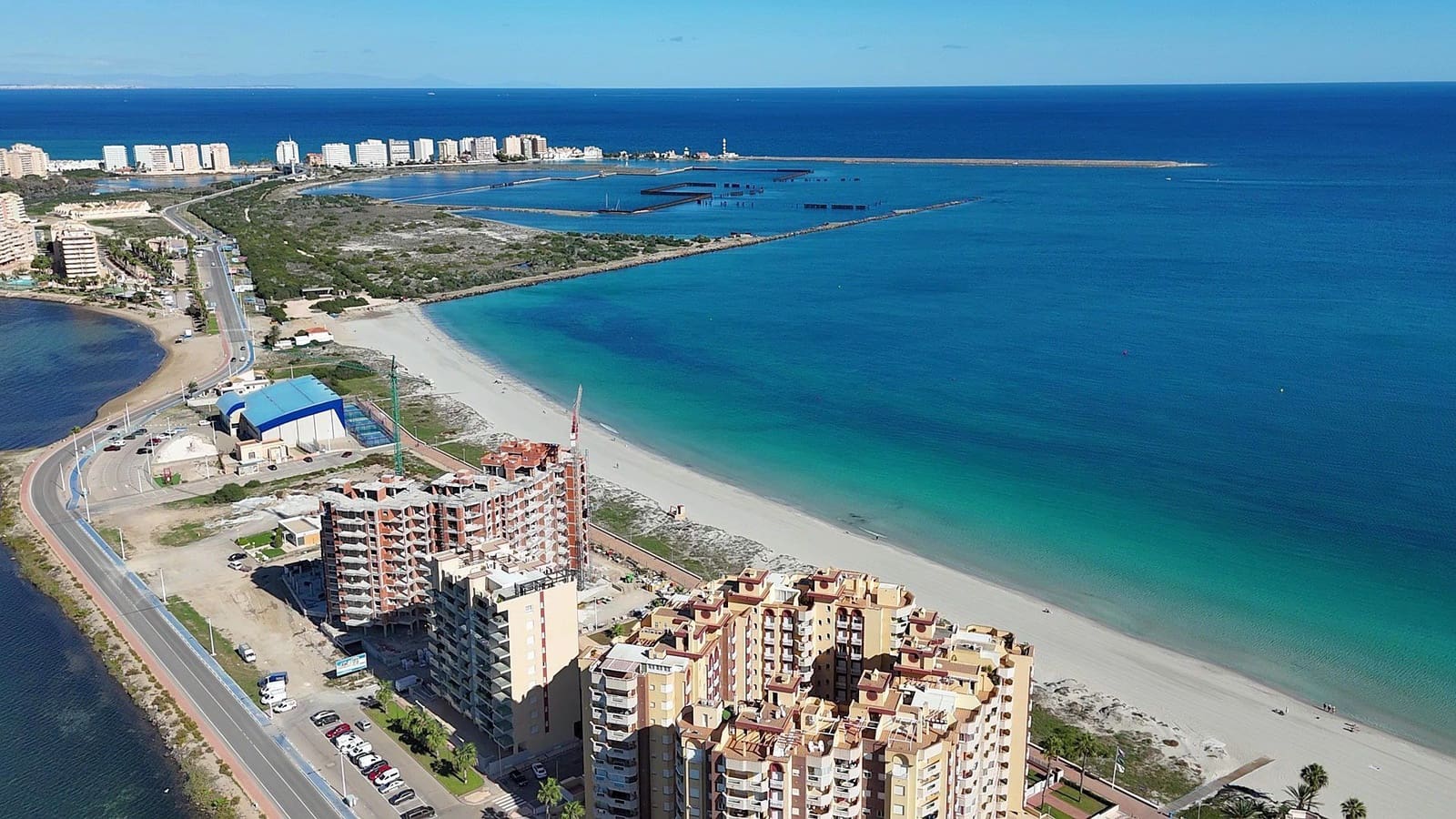 3 bedroom Apartment for sale in La Manga del Mar Menor with pool garage - € 320,000 (Ref: 9390204)