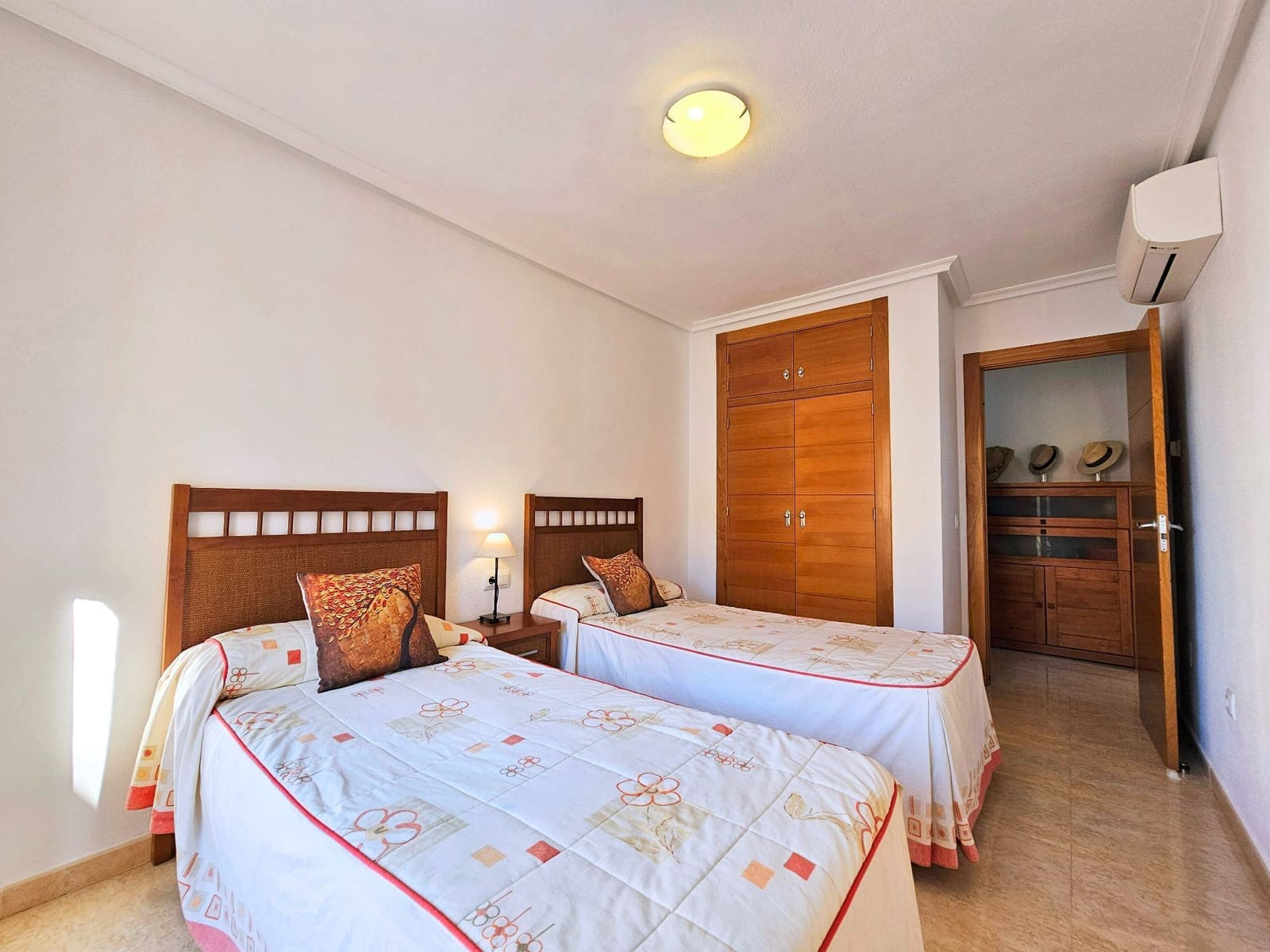 3 bedroom Apartment for sale in La Manga del Mar Menor with pool garage - € 320,000 (Ref: 9390204)