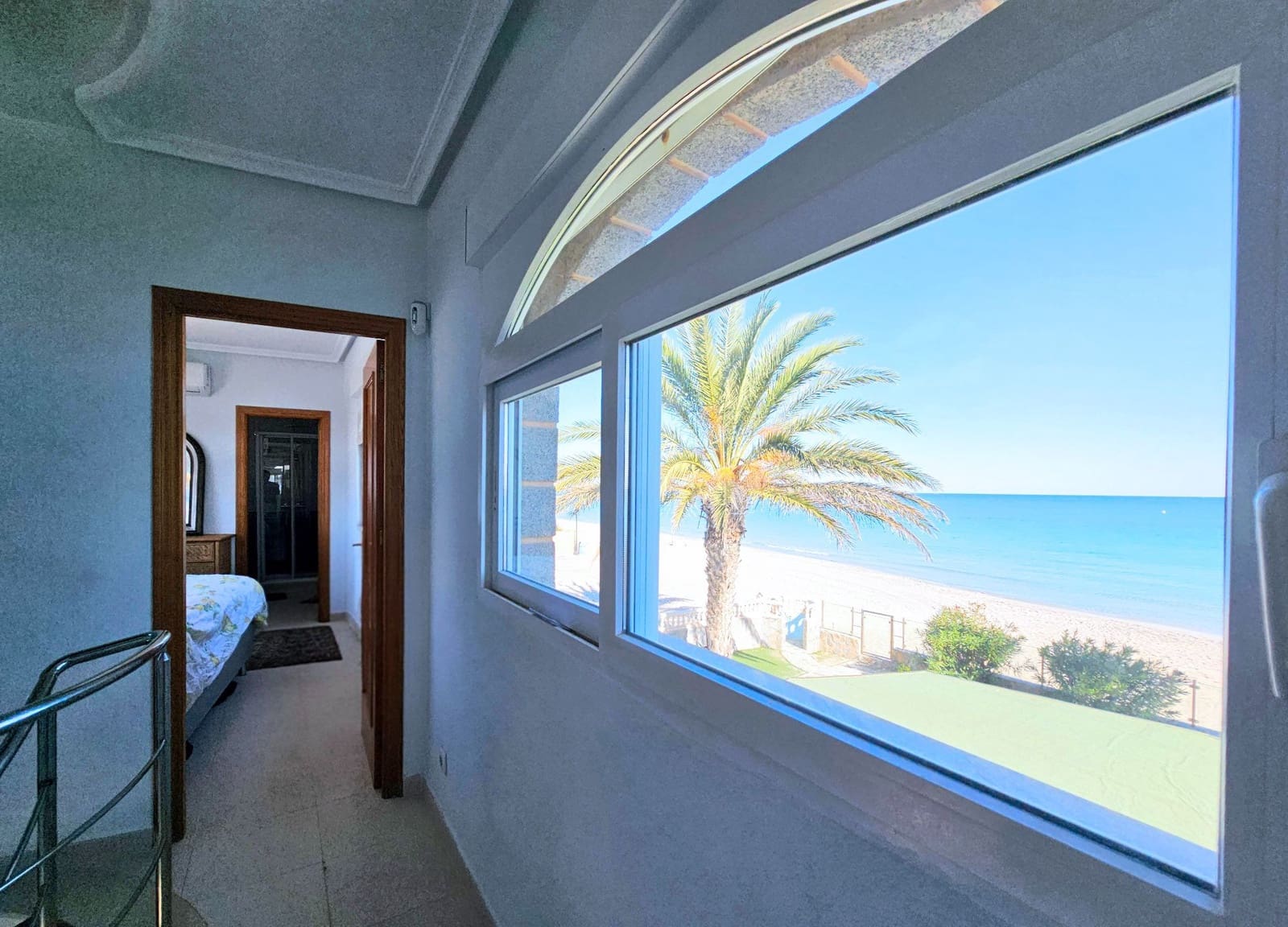 3 bedroom Villa for sale in La Manga del Mar Menor - € 470,000 (Ref: 9390205)