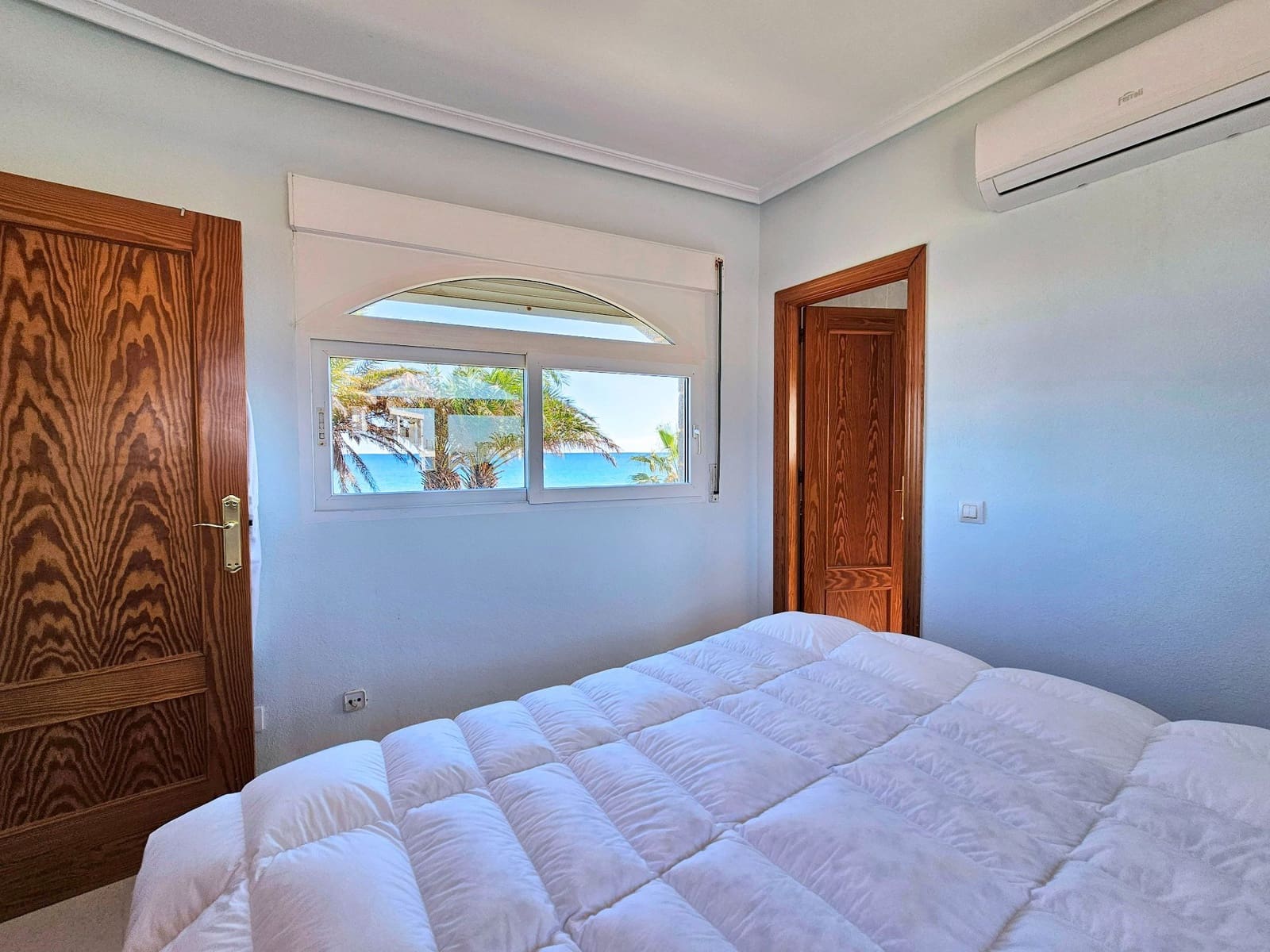 3 bedroom Villa for sale in La Manga del Mar Menor - € 470,000 (Ref: 9390205)