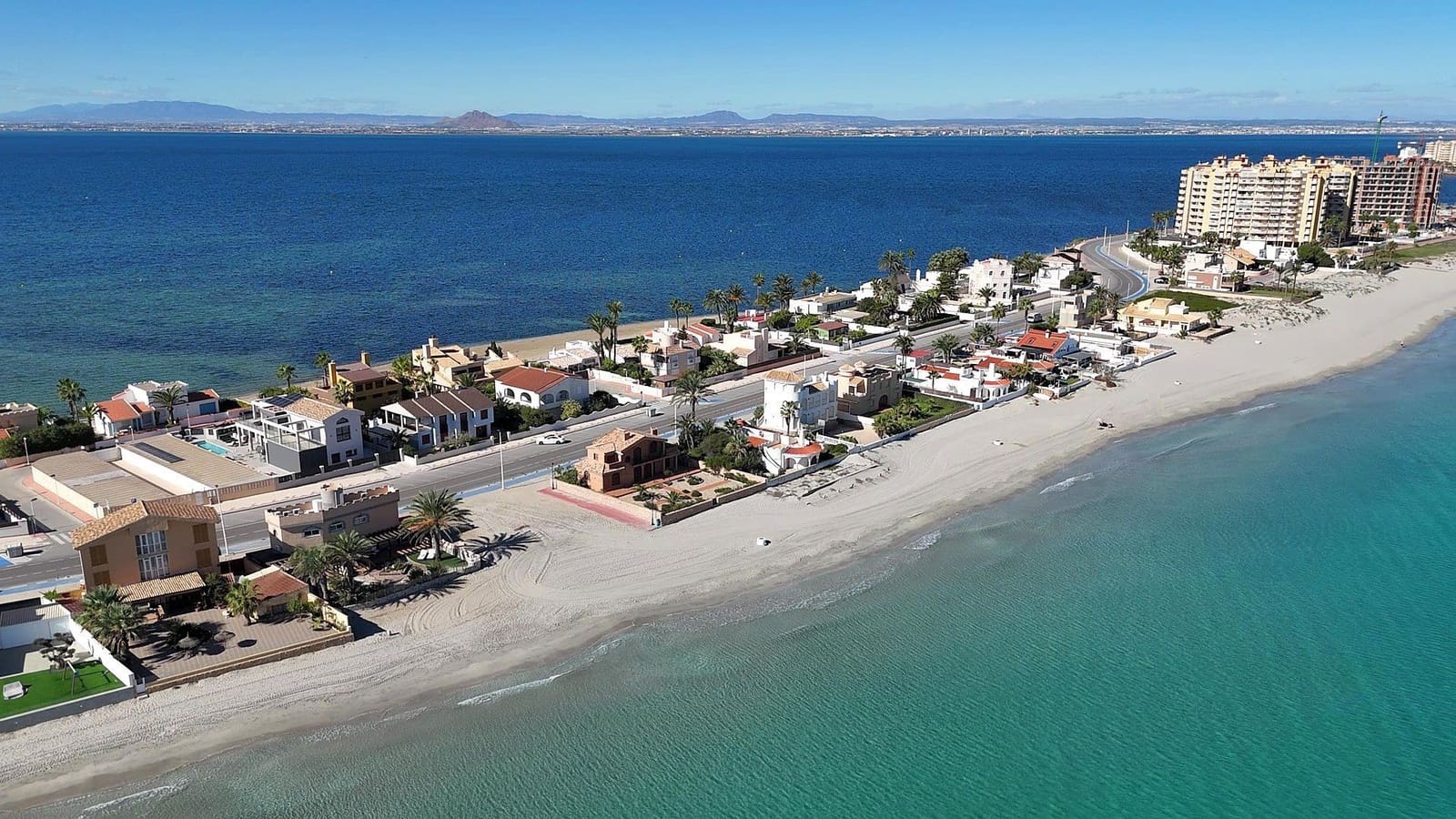 3 bedroom Villa for sale in La Manga del Mar Menor - € 470,000 (Ref: 9390205)