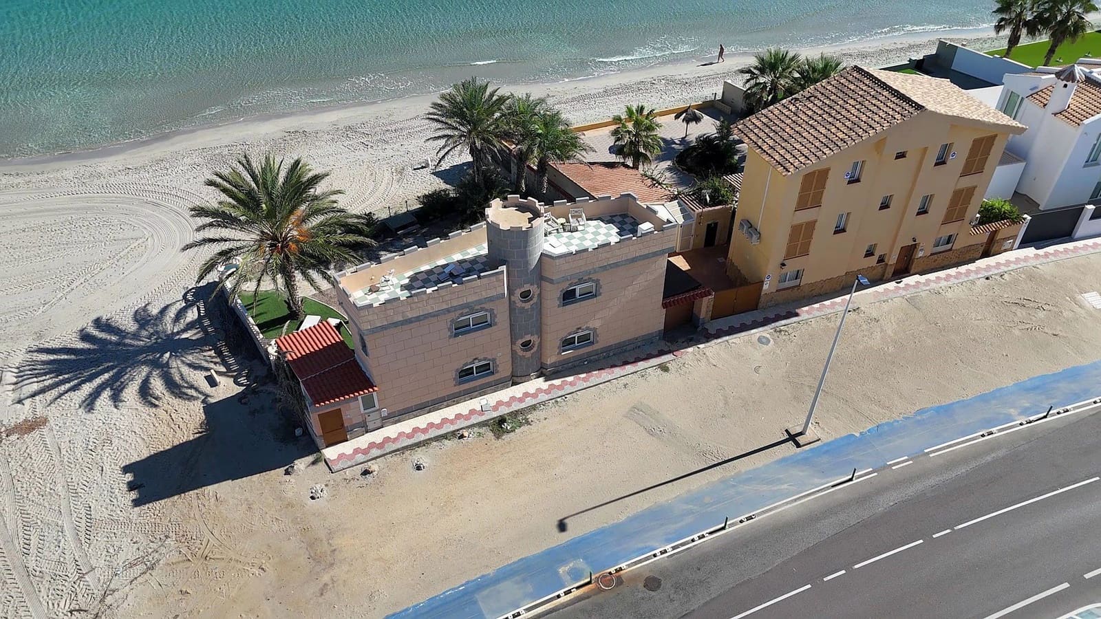 3 bedroom Villa for sale in La Manga del Mar Menor - € 470,000 (Ref: 9390205)