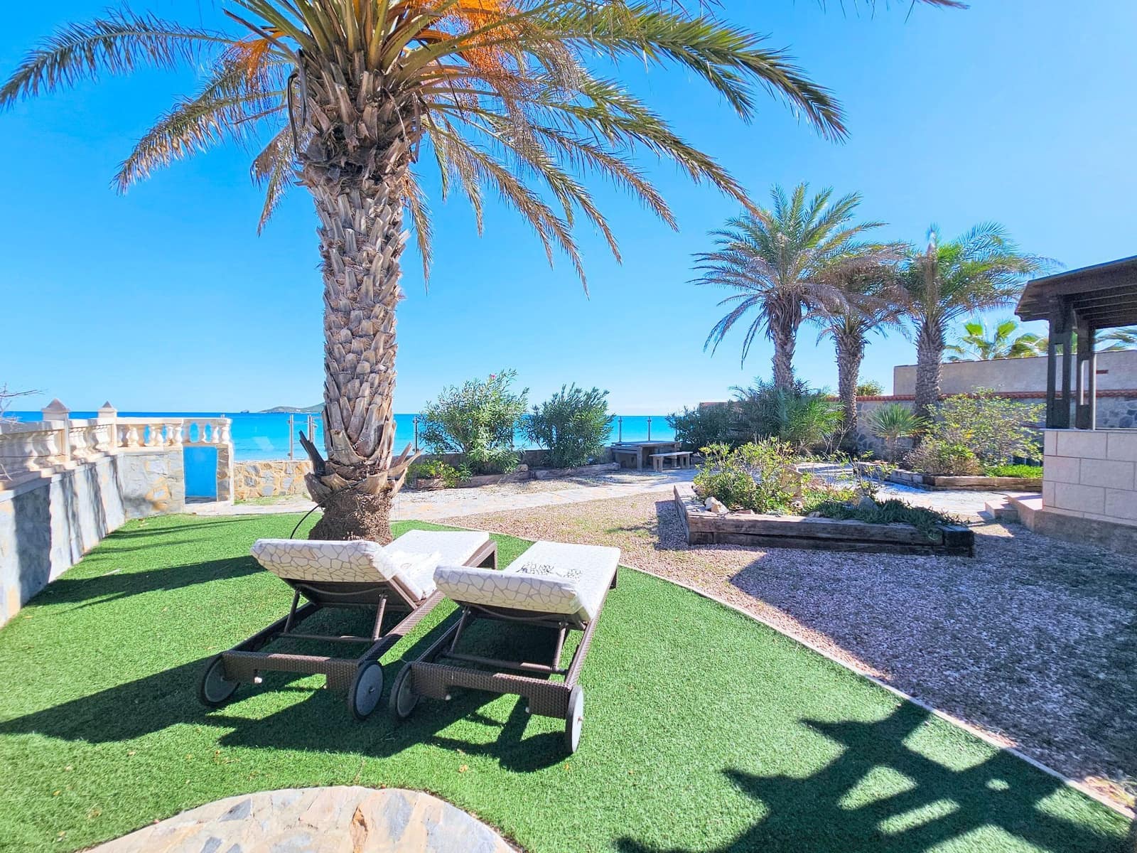 3 bedroom Villa for sale in La Manga del Mar Menor - € 470,000 (Ref: 9390205)