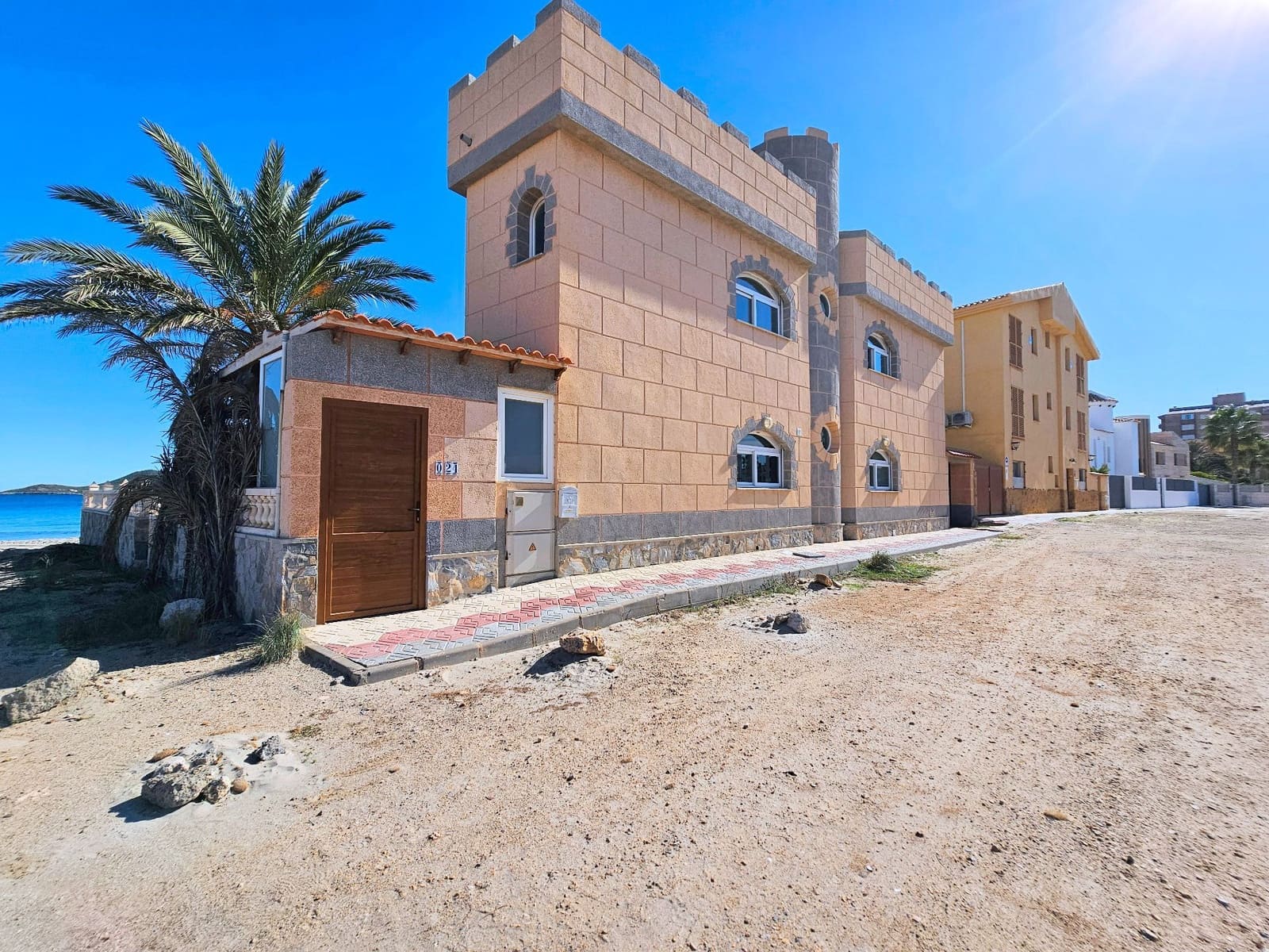 3 bedroom Villa for sale in La Manga del Mar Menor - € 470,000 (Ref: 9390205)