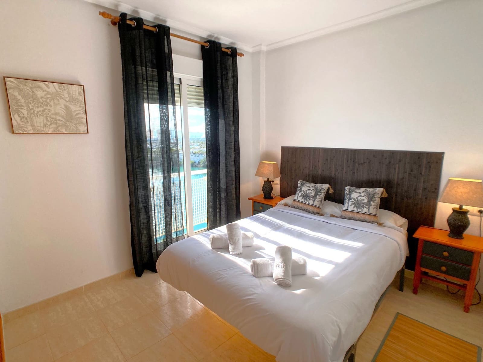 2 bedroom Apartment for rent in La Manga del Mar Menor with pool garage - € 750 (Ref: 9398214)