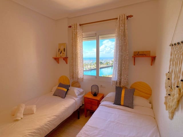 2 bedroom Apartment for rent in La Manga del Mar Menor with pool garage - € 750 (Ref: 9398214)